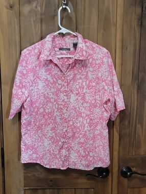 Pink Floral Short-Sleeve Button-Up Shirt